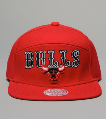 Mitchell & Ness NBA Chicago Bulls Blocker 6 Panel Snapback Cap