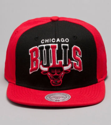 Mitchell & Ness Pinwheel Chicago Bulls NBA Snapback Cap