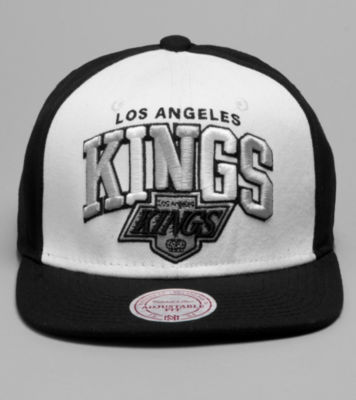 Pinwheel Los Angeles Kings NHL Snapback Cap Black/White