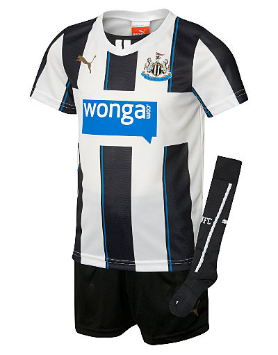 Puma Newcastle United 2013/14 Childrens Home kit