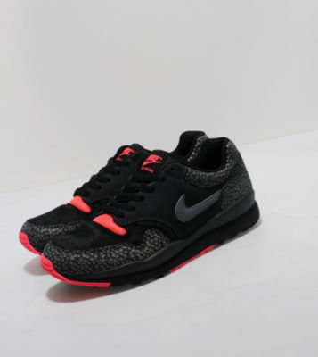 Air Safari Leather Black/Grey/Pink