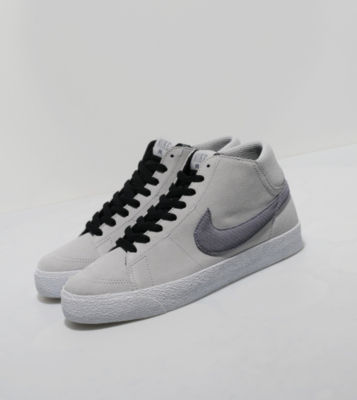 Nike Blazer Mid LR