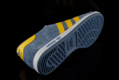 The Sneeker Thumbnail