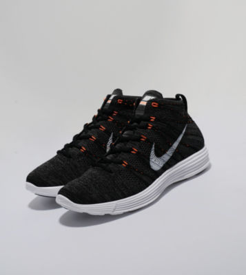Nike Lunar Flyknit Chukka Mid
