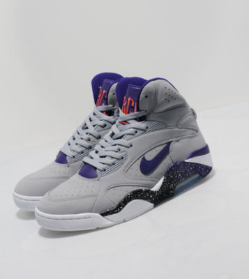 Nike Air Force 180