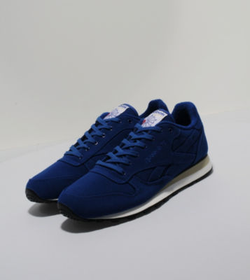 Reebok Classic Luxury Textile