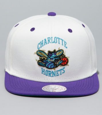 Mitchell & Ness NHL 6 Panel Cream Top Cap