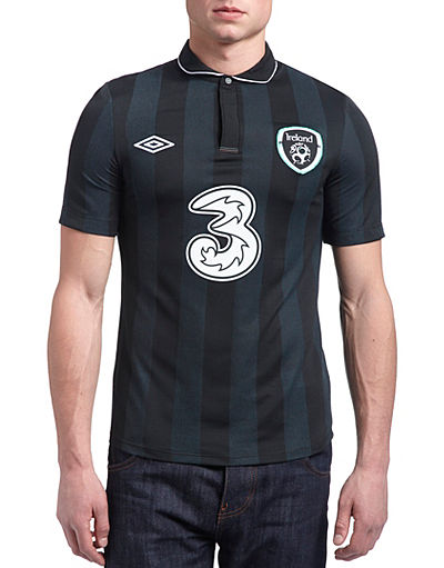 Umbro Republic of Ireland Away Shirt 2013/14