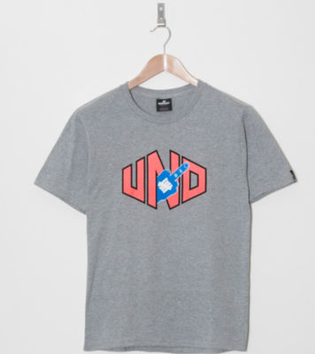 Undefeated Finger T-Shirt