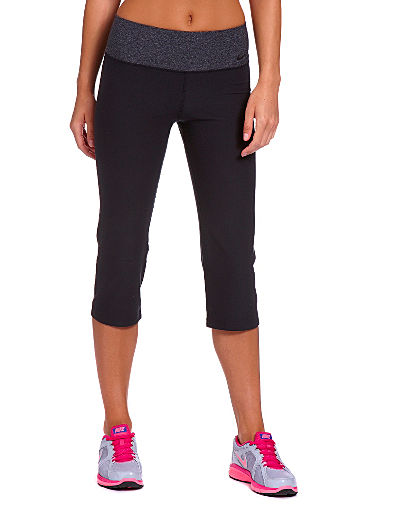 Nike Legend Slim Fit Capri Pants