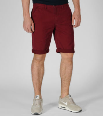 size? Famo Chino Short