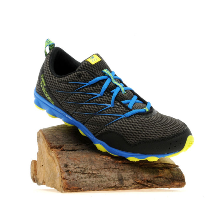 New Balance Mens 330 Trail Running Shoe