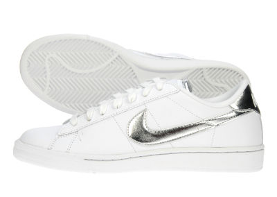 Nike Tennis Classic