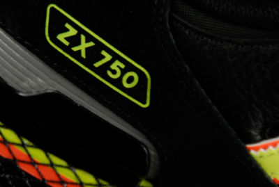 ZX 750 Thumbnail