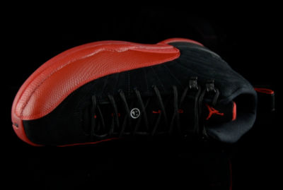 Air Jordan XII 'Flu Game' Thumbnail