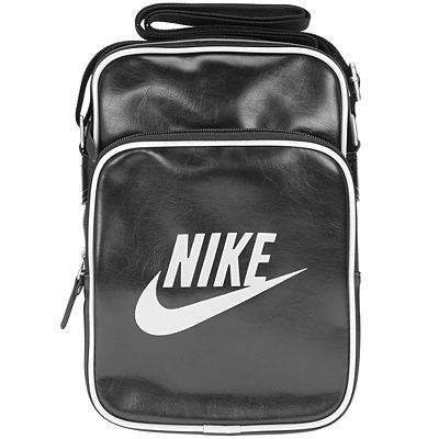 Nike Bags on Nike Heritage Small Items Bag   Man Purse