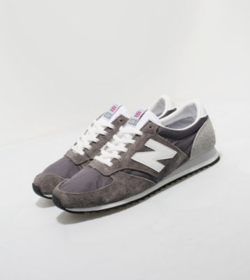 420 Grey/White