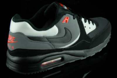 Air Max Light Thumbnail